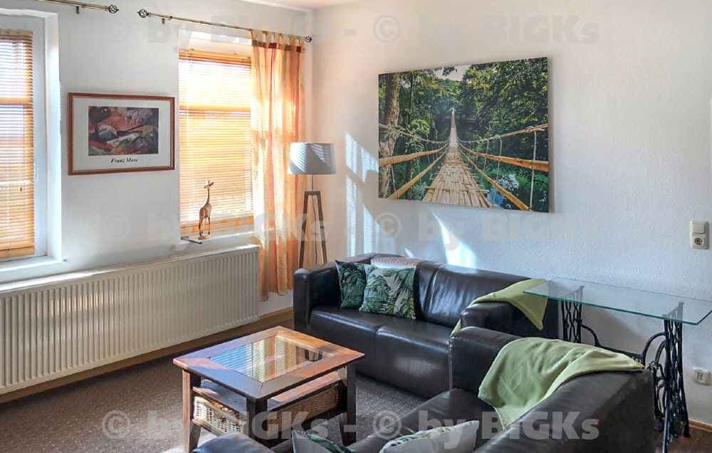 BIGKs - Halle - Ammendorf - Möblierte 2 Raumwohnung,Wohnküche,Bad mit Wanne und Dusche (-;)