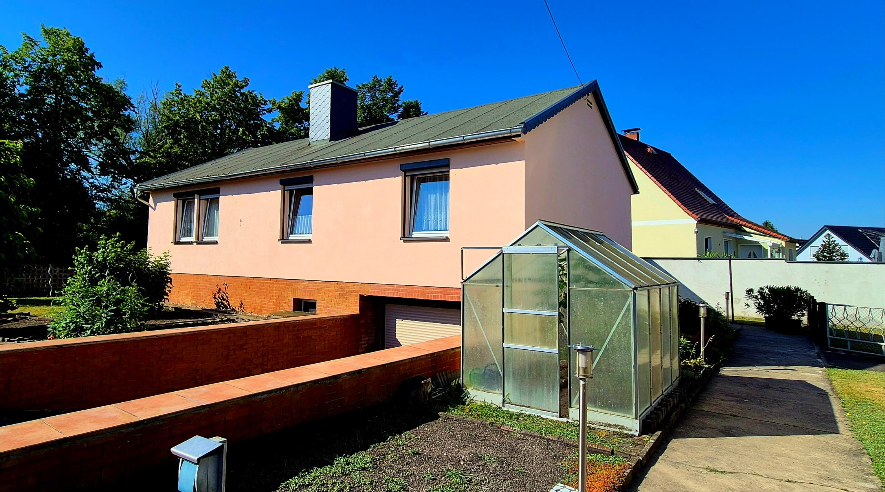 Einfamilienwohnhaus zwischen Dessau und Köthen - Renovieren und einziehen