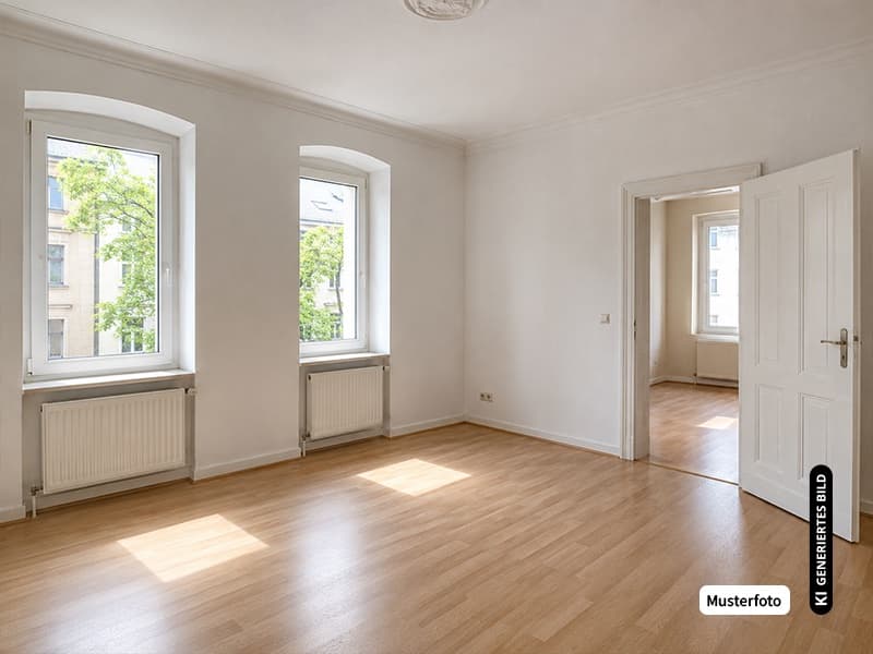 Bühnenraum zu Wohnung umgebaut - Ihre Möglichkeit zum Immobilienkauf – provisionsfrei