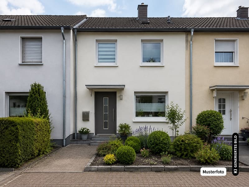 Ein-/Zweifamilienhaus in Lübeck - Interessante Gelegenheit für Käufer ohne Provision