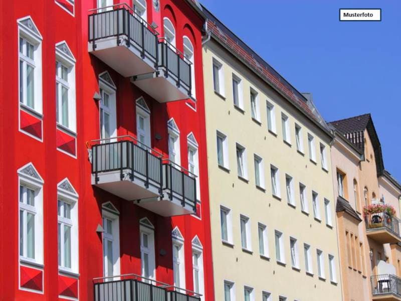 Mehrfamilienhaus mit Garage - Ihre Chance ohne Maklerprovision!