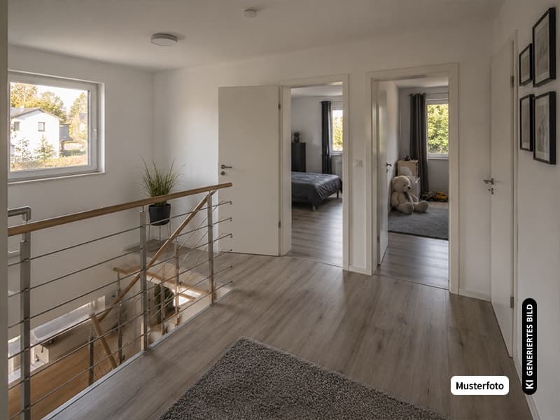 Garage, Einfamilienhaus - Ihre Möglichkeit zum Immobilienkauf – provisionsfrei