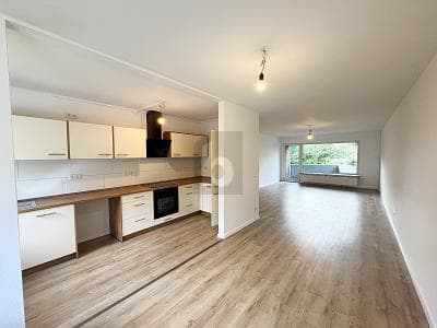 SANIERT, VIEL PLATZ IM BELIEBTEN WOHNQUARTIER