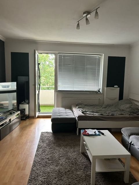 Kapitalanlage - vermietete 1 Zimmer ETW mit Balkon in Berlin Spandau -Nahe Charlottenburg