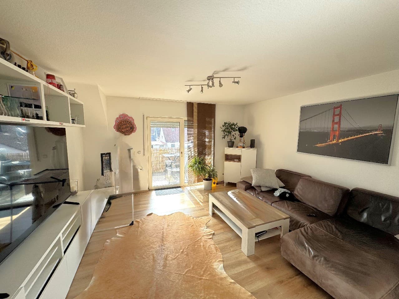 albero:) schnucklige Dachwohnung mit 2 Balkonen