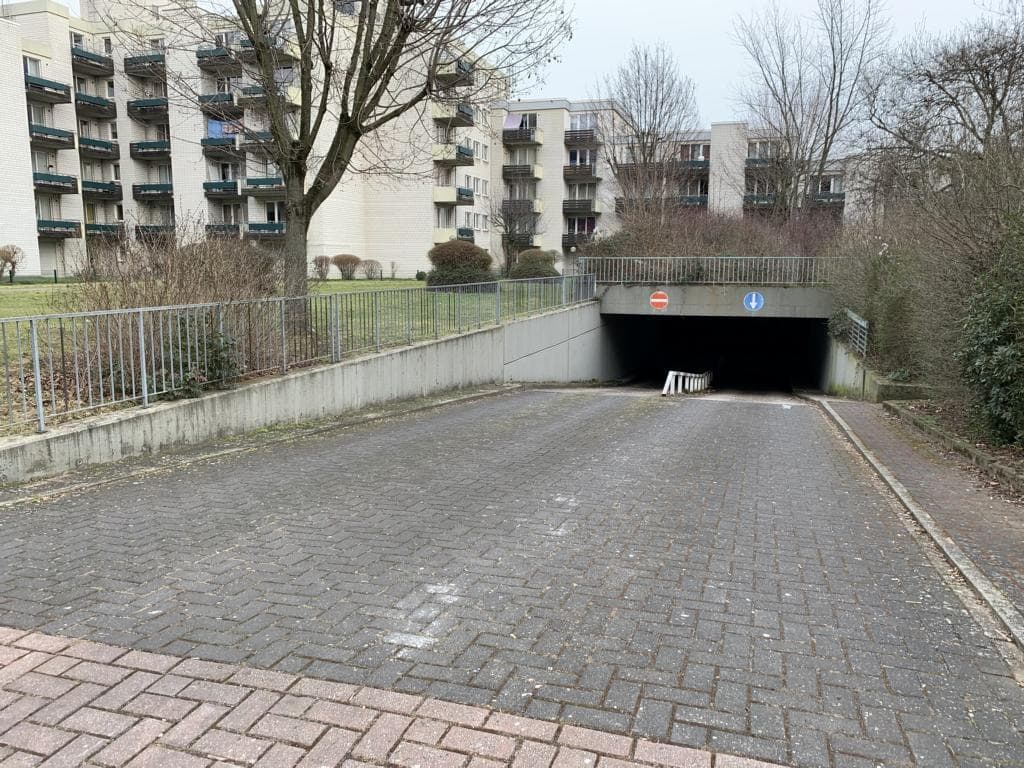 Tiefgaragenstellplatz in Bonn/Oppelner Straße zu verkaufen