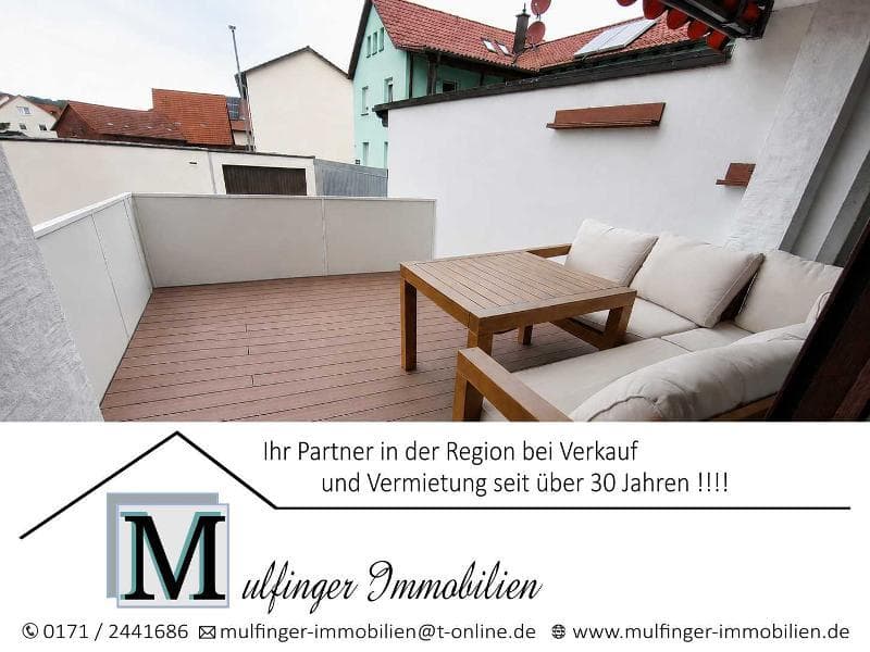 3 Zi. Wohnung im EG mit Terrasse, Gartenmitbenutzung und Garage