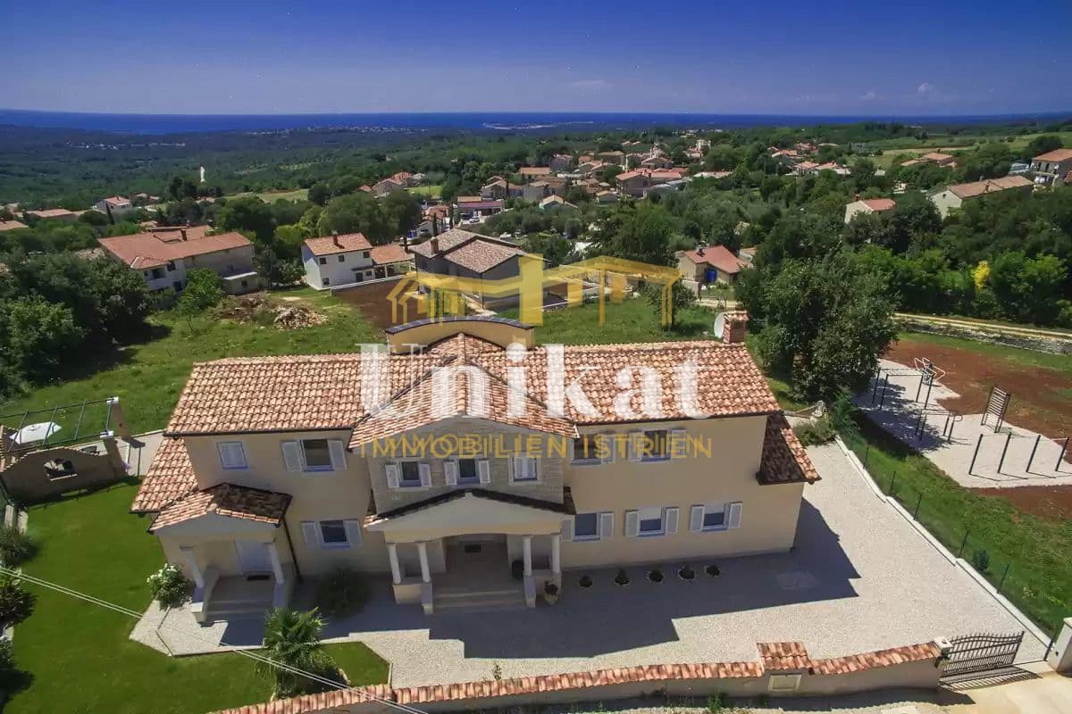 Luxusvilla mit fantastischem Meerblick