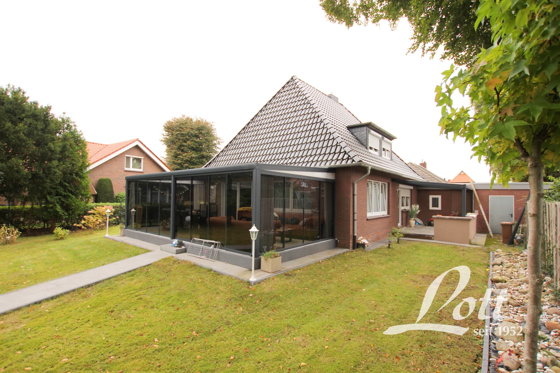 ++ Bezugsfreier, modernisierter Bungalow mit Garage in Vreschen-Bokel - an Wiesen und Weiden! ++