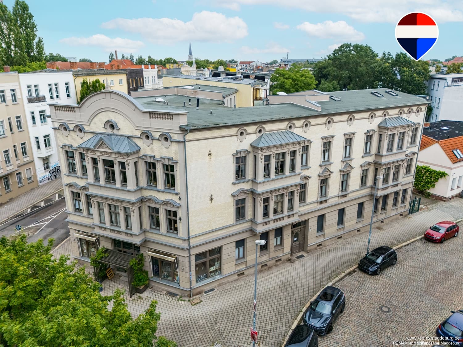 Besondere Maisonette im Denkmalschutz – Zwei Balkone und flexibler Grundriss