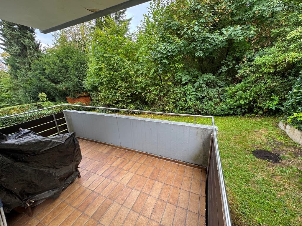 "Gut geschnitte 2-Zi.-ETW in ruhiger Halbhöhenlage von Stuttgart-Rohr"