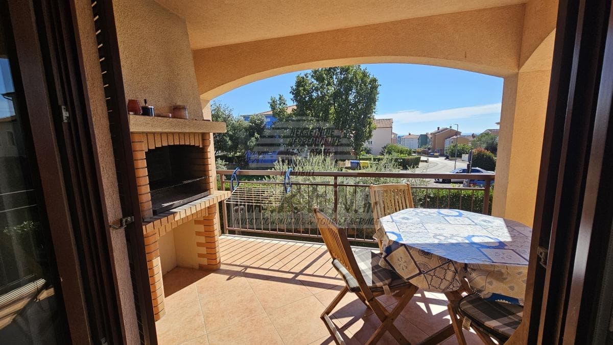 Wohnung mit zwei separaten Wohneinheiten, Pool und Meerblick