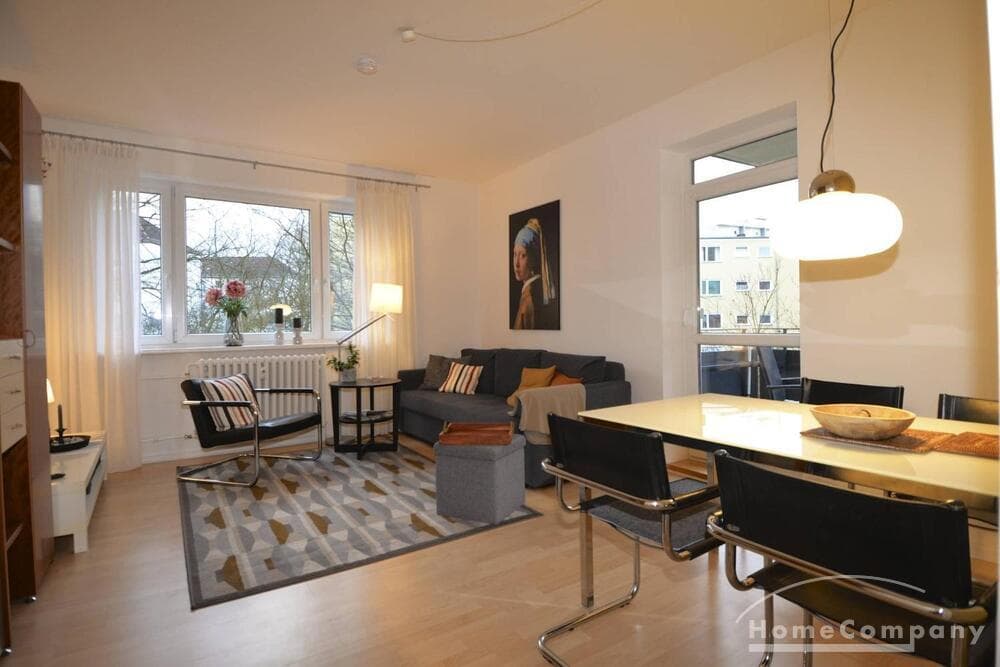 Helle 3-Zimmer-Wohnung am Gemeindepark Lankwitz, möbliert