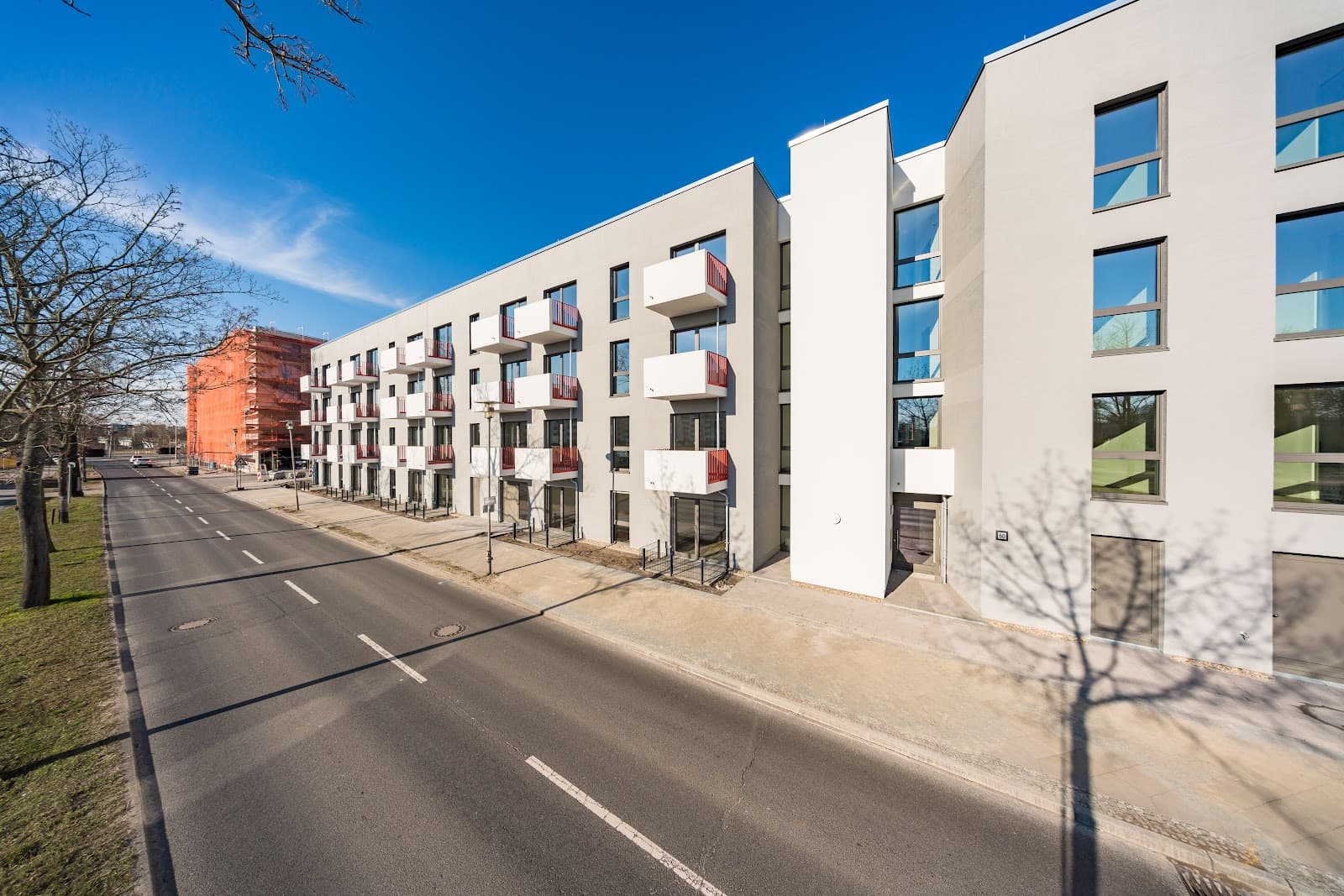 Helle 1-Zimmer-Wohnung mit Balkon – barrierefreie Objektgestaltung – provisionsfrei