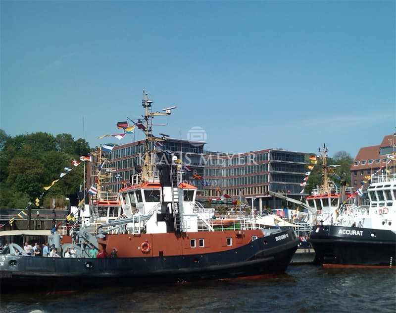 weite Aussicht Hafen Elbe, repr. Büros mit Balkonen zur Elbe, provisionsfrei