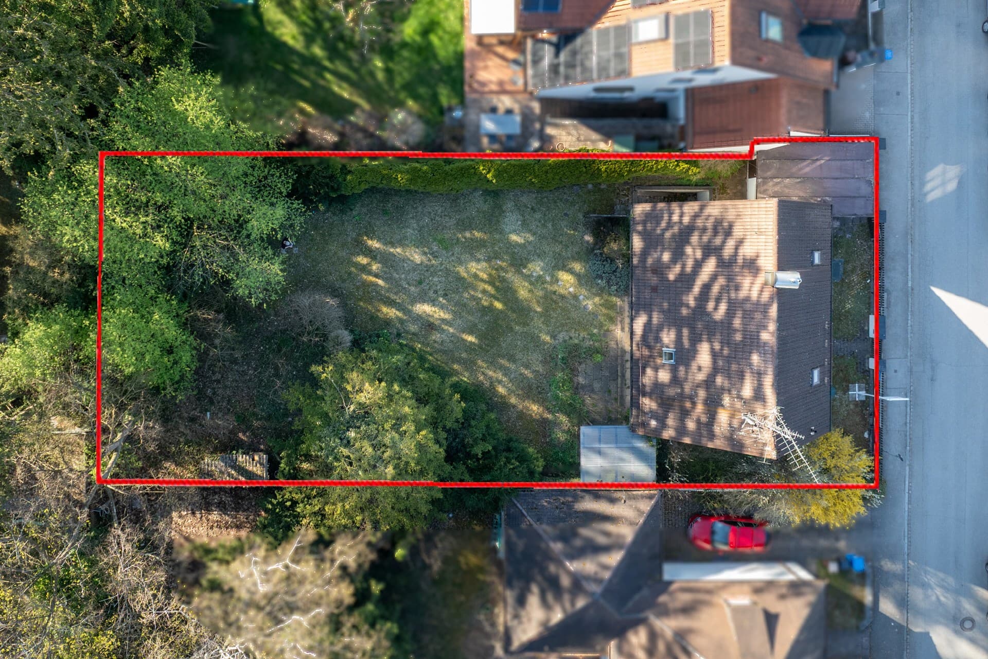 AIGNER - RARITÄT IN BESTLAGE – TRAUMGRUNDSTÜCK IM PASINGER VILLENVIERTEL