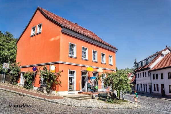 Wohn-/Gaststättengebäude + Kapitalanlage +