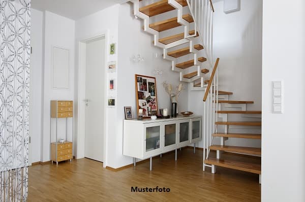 Maisonette-Wohnung mit 2 Balkonen und TG-Stellplatz