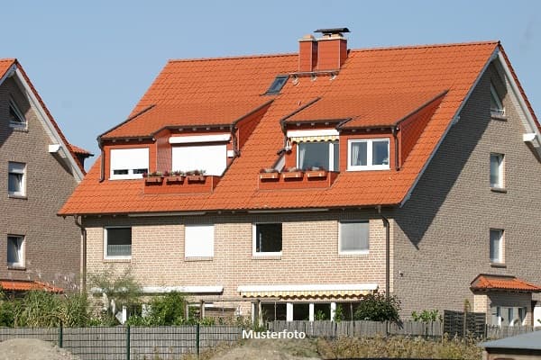 2-Familienhaus mit Einliegerwohnung in familienfreundlicher Wohnlage
