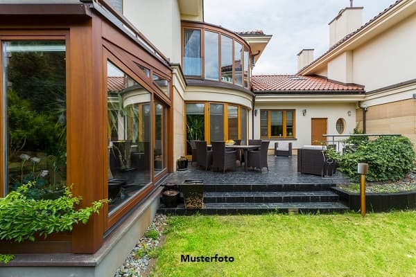 Einfamilienhaus nebst Terrasse - provisionsfrei