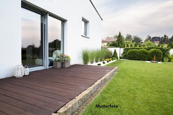 Freistehendes Einfamilienhaus im Außenbereich