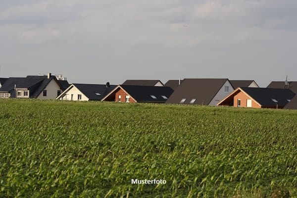 Einfamilienhaus nebst Garage