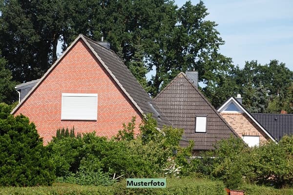 Sehr guter Zustand - Einfamilienhaus nebst Garage
