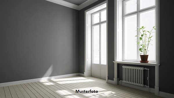 4-Zimmer-Wohnung mit gemütlicher Loggia in gepflegter Wohnanlage