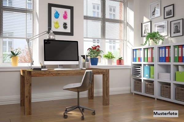 Beinah neuwertige 3-Zimmer-Wohnung nebst Balkon und TG-Stellplatz