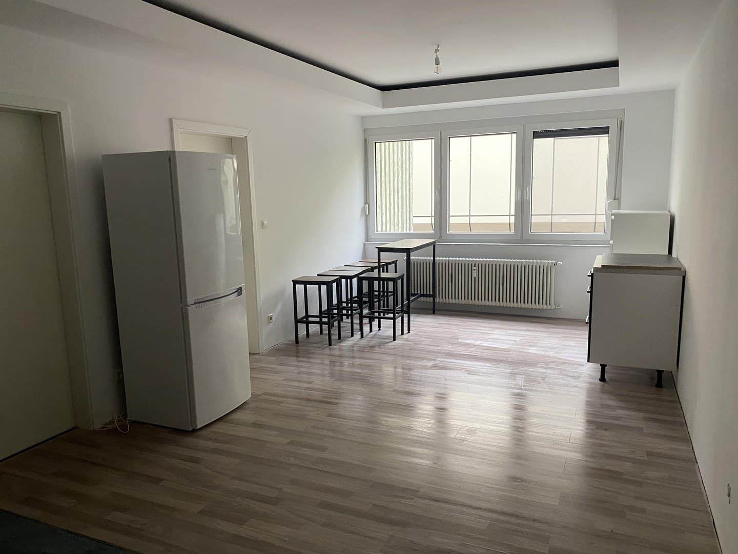 2x Wohnung 4 Zimmer 81qm 2,5 Zimmer 65qm Stadtwohnung Büro Praxis Monteure Gewerbe Kapitalanlage