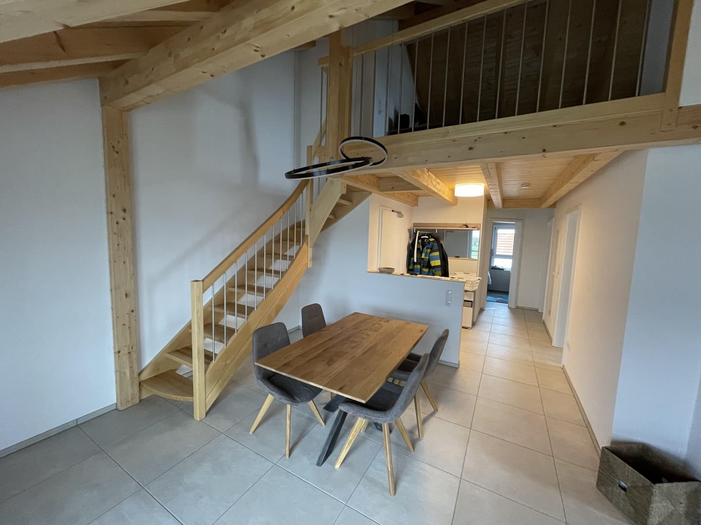 **provisionsfrei**: Neuwertige 3-Zimmer 100qm Maisonette in Unterneukirchen