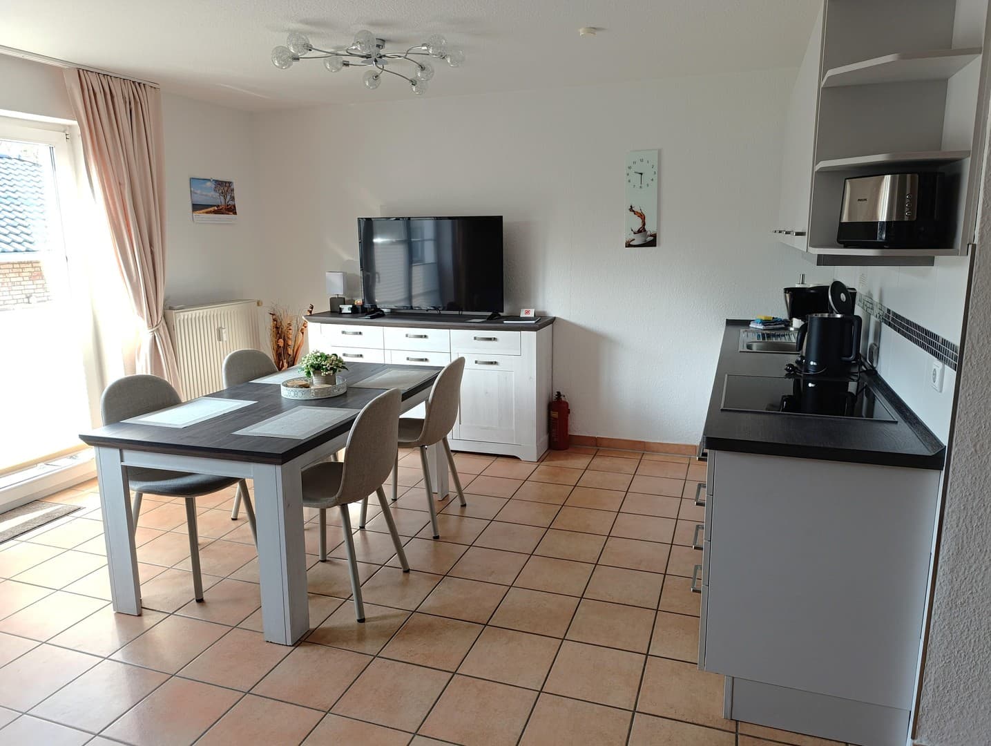 Schlüsselfertige Ferienwohnung mit Hafenblick - Lauterbach/Rügen