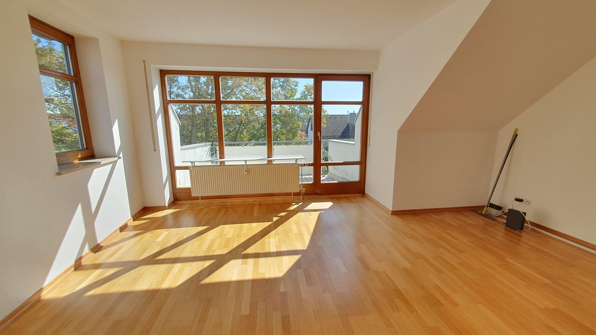 Helle 2 1/2 - Zimmer-Wohnung in Landshut-West, bezugsfrei