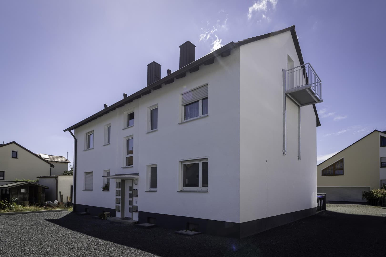 *1-Zimmer Wohnung**Provisionsfrei**Balkon**Klimaanlage**Neuwertig**Dachgeschoss**Niederwerrn*