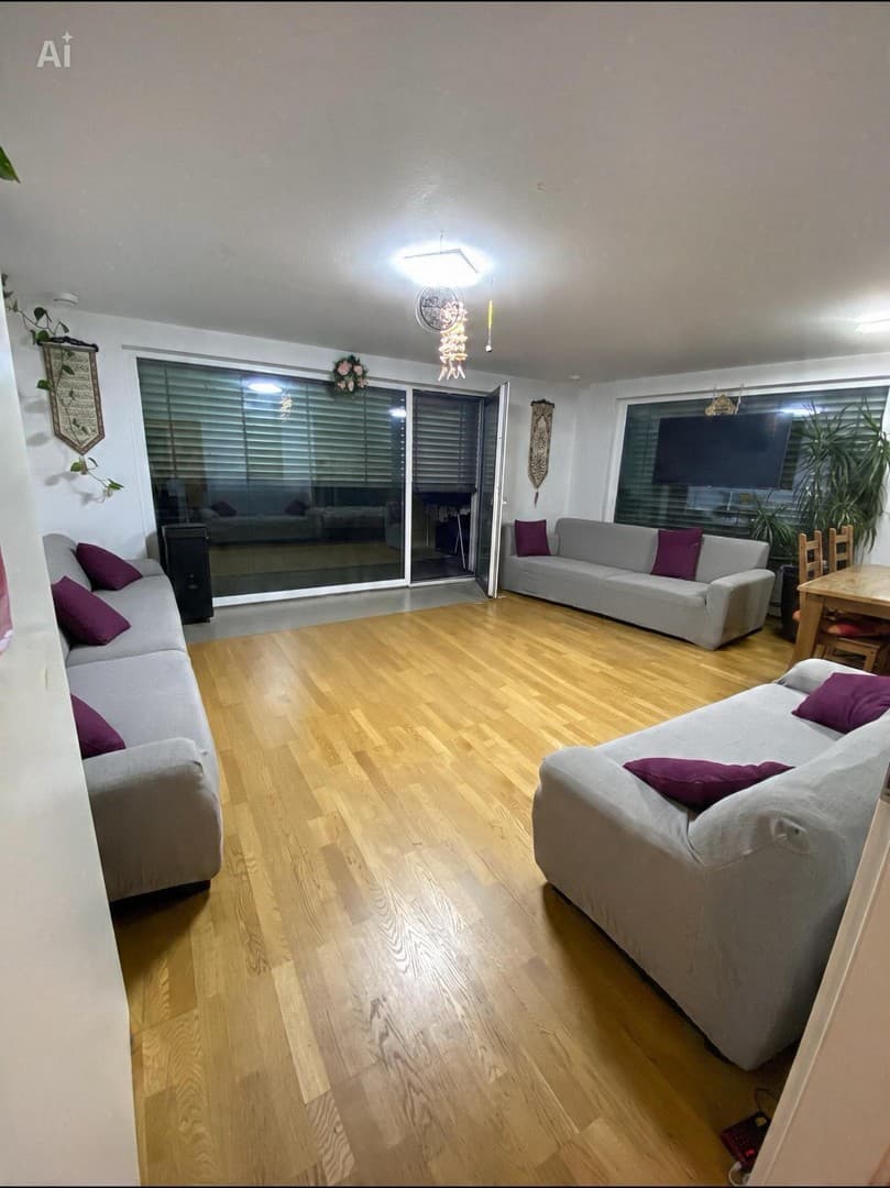 Attraktive, große 2 Zimmer-Stadtwohnung mit Terrasse und sonnigem Garten in Echterdingen
