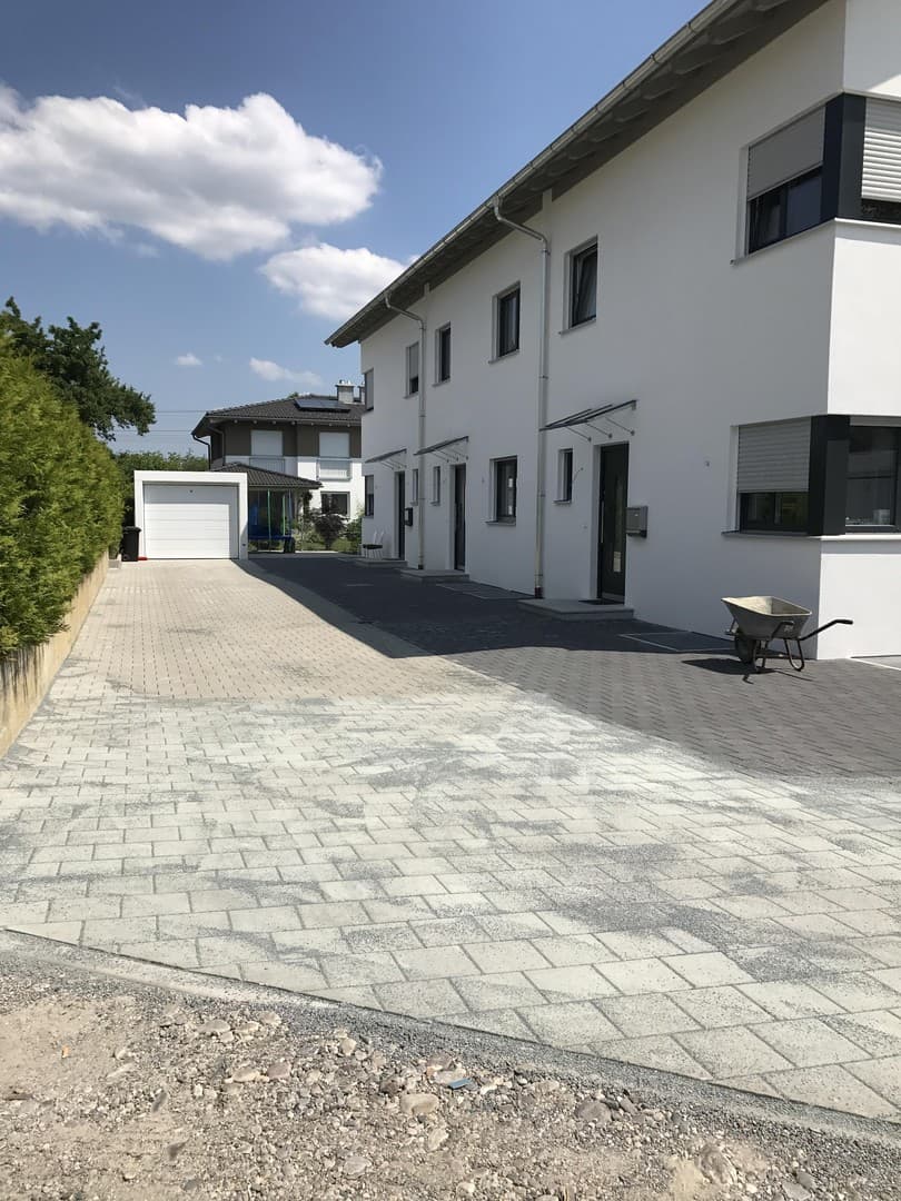 A+Reihenhaus mit Dachterrasse und Bergblick