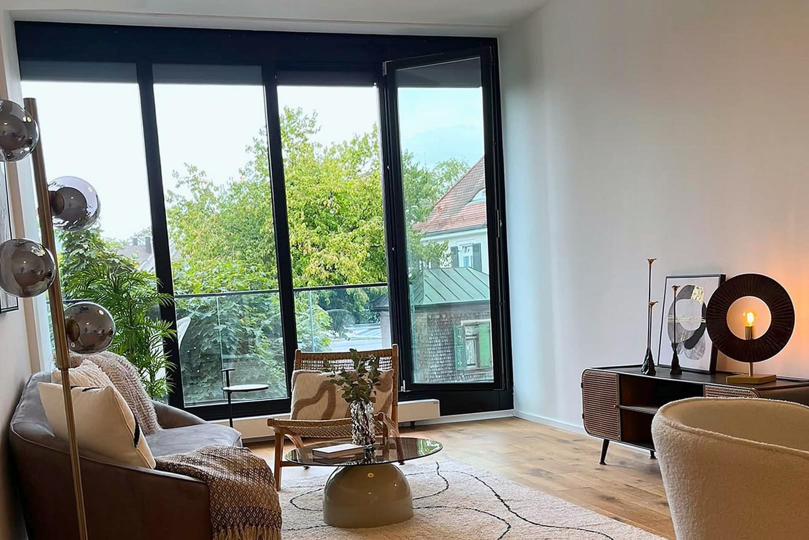 Außergewöhnliche 101-m²-Wohnung in Memmingen – Balkon vor allen Zimmern