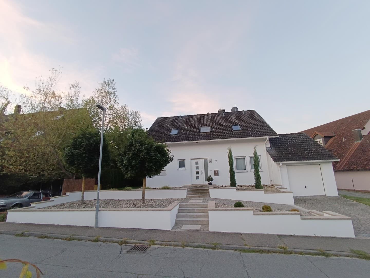 Modernes Einfamilienhaus mit großem Garten,Südterrasse