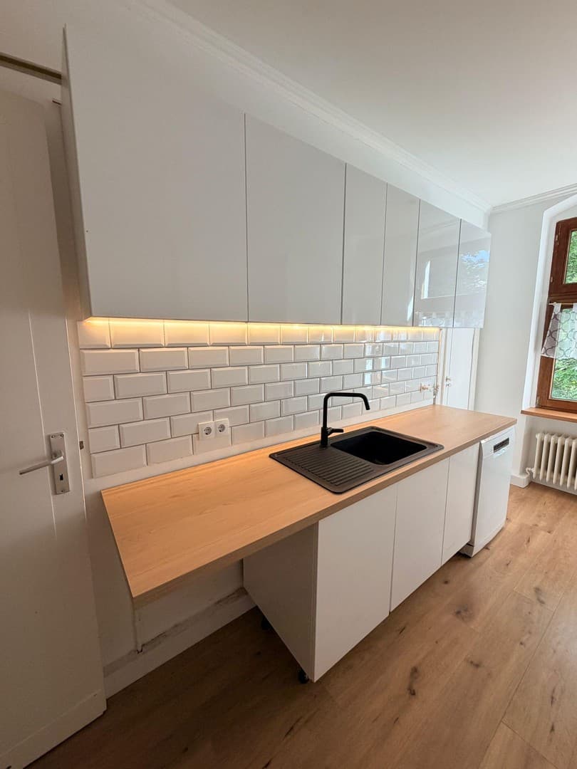 65m Wohnung Berlin Spandau, Balkon + Garten – 1 Min zur Havel + Koeltzepark