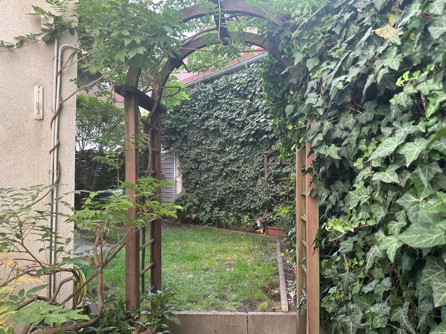 3 Zimmer mit Balkon, Garten, barrierefreier Aufzug, Duplexparker, provisionsfrei