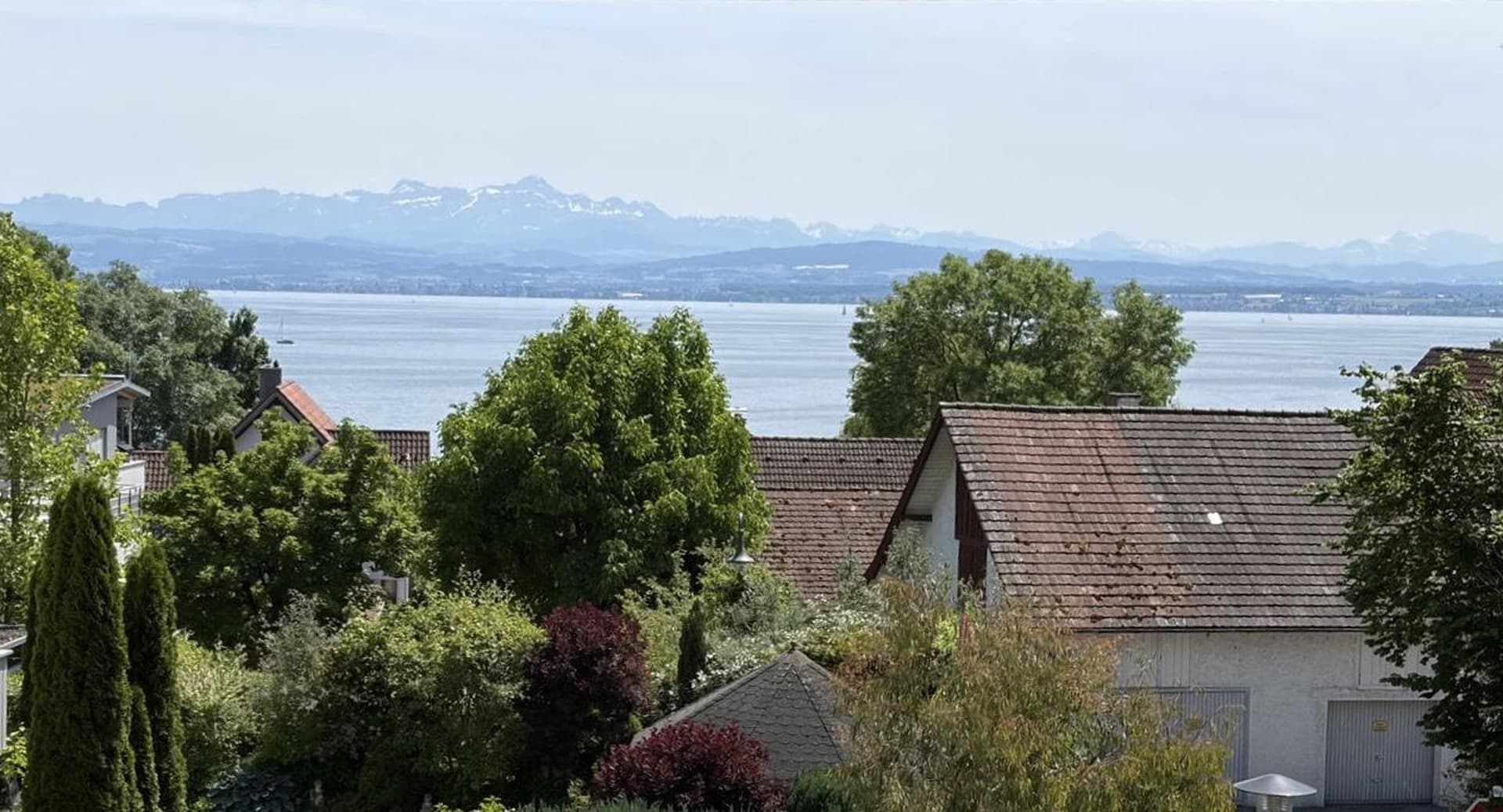 Helles Wohnjuwel - 3,5-Zi. in Immenstaad - See- & Bergsicht - Energieklasse A - Provisionsfrei!