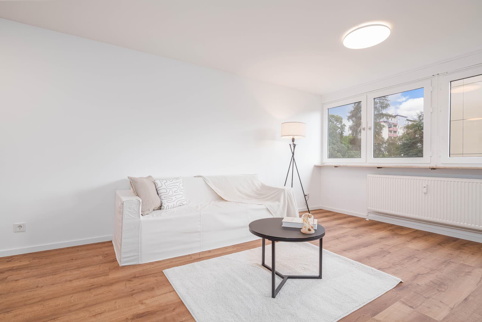 3-Zimmer-Wohnung mit Loggia · Nürnberg-Röthenbach · 349.500 € · provisionsfrei