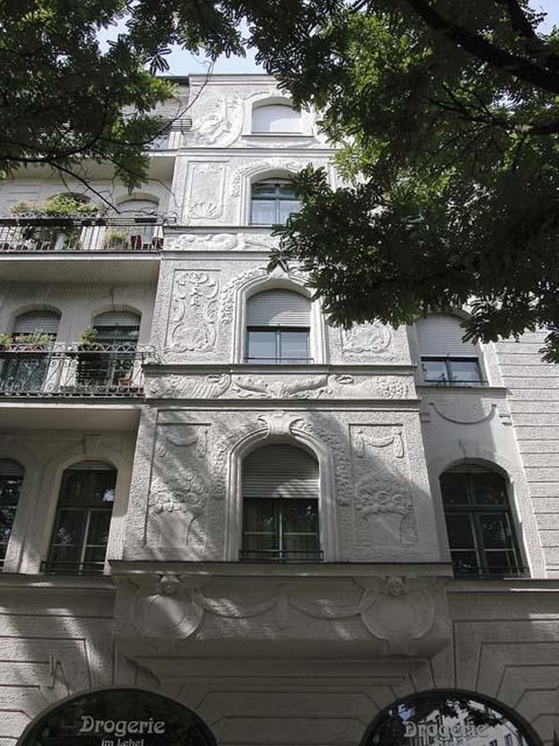 Repräsentatives Altbau-Juwel im Herzen des Lehels – Wohnen in der begehrten Thierschstraße