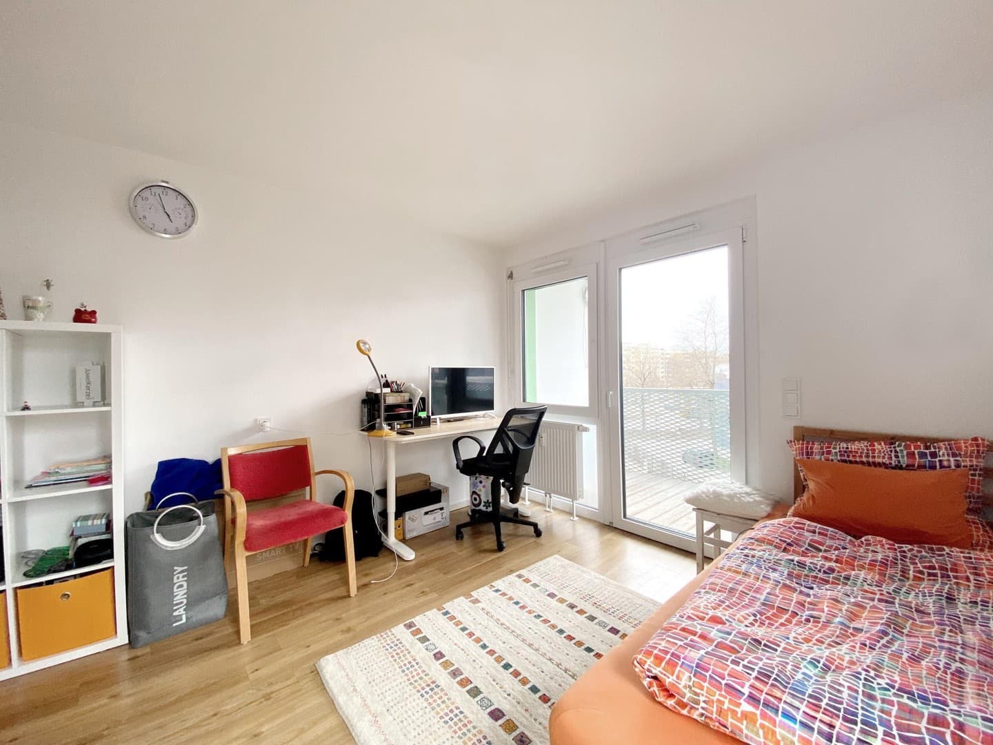 Helle 1-Zimmer Wohnung mit großzügiger Dachterrasse + Tiefgarage
