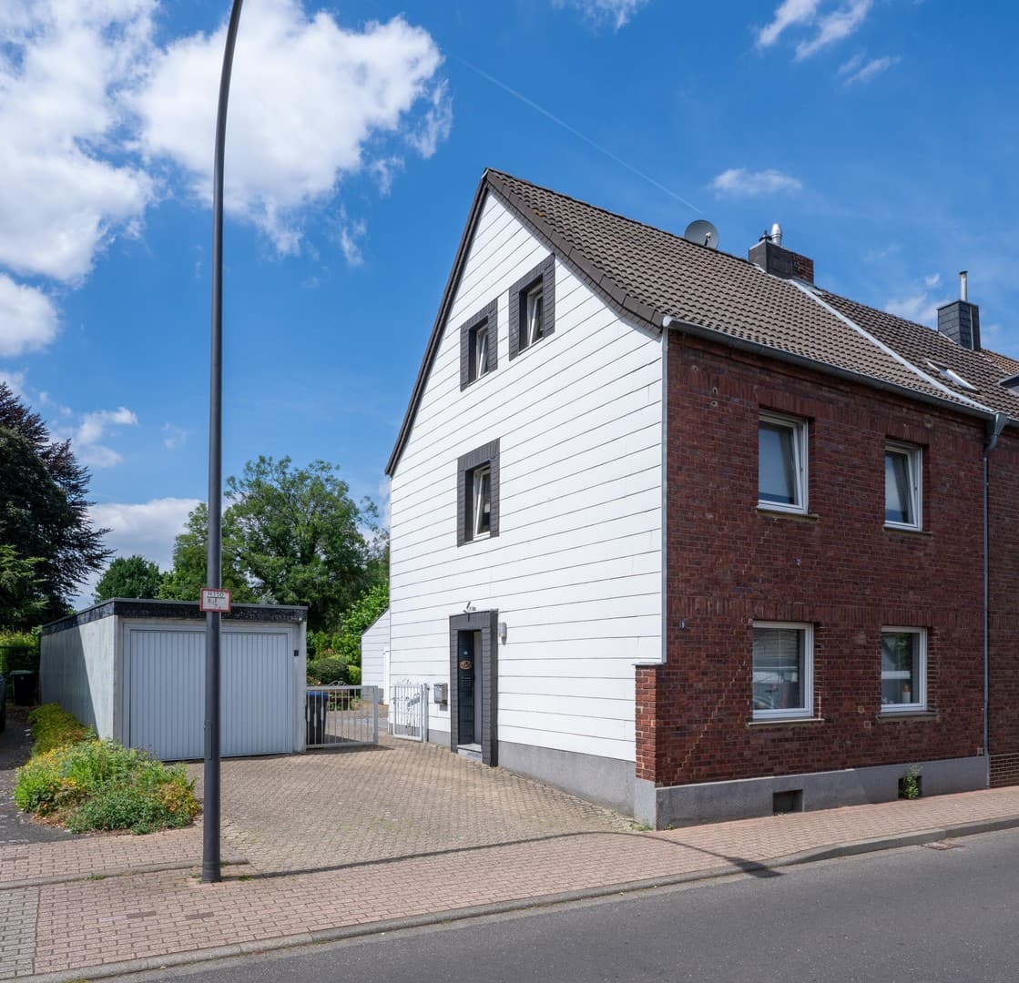 Gepflegtes Reihenendhaus in zentraler Lage von Baesweiler – Ihr neues Zuhause für die ganze Familie