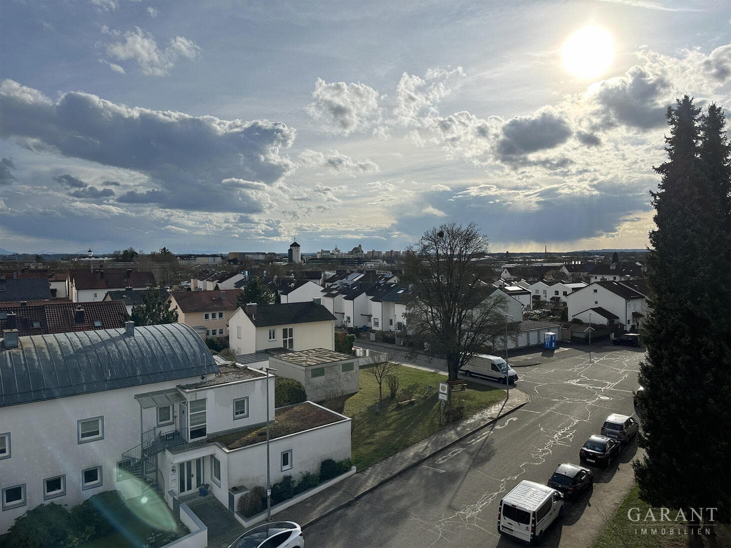 Ihr neues Zuhause über den Dächern von Mühldorf: Helle 3 Zimmer-Wohnung mit Balkon!