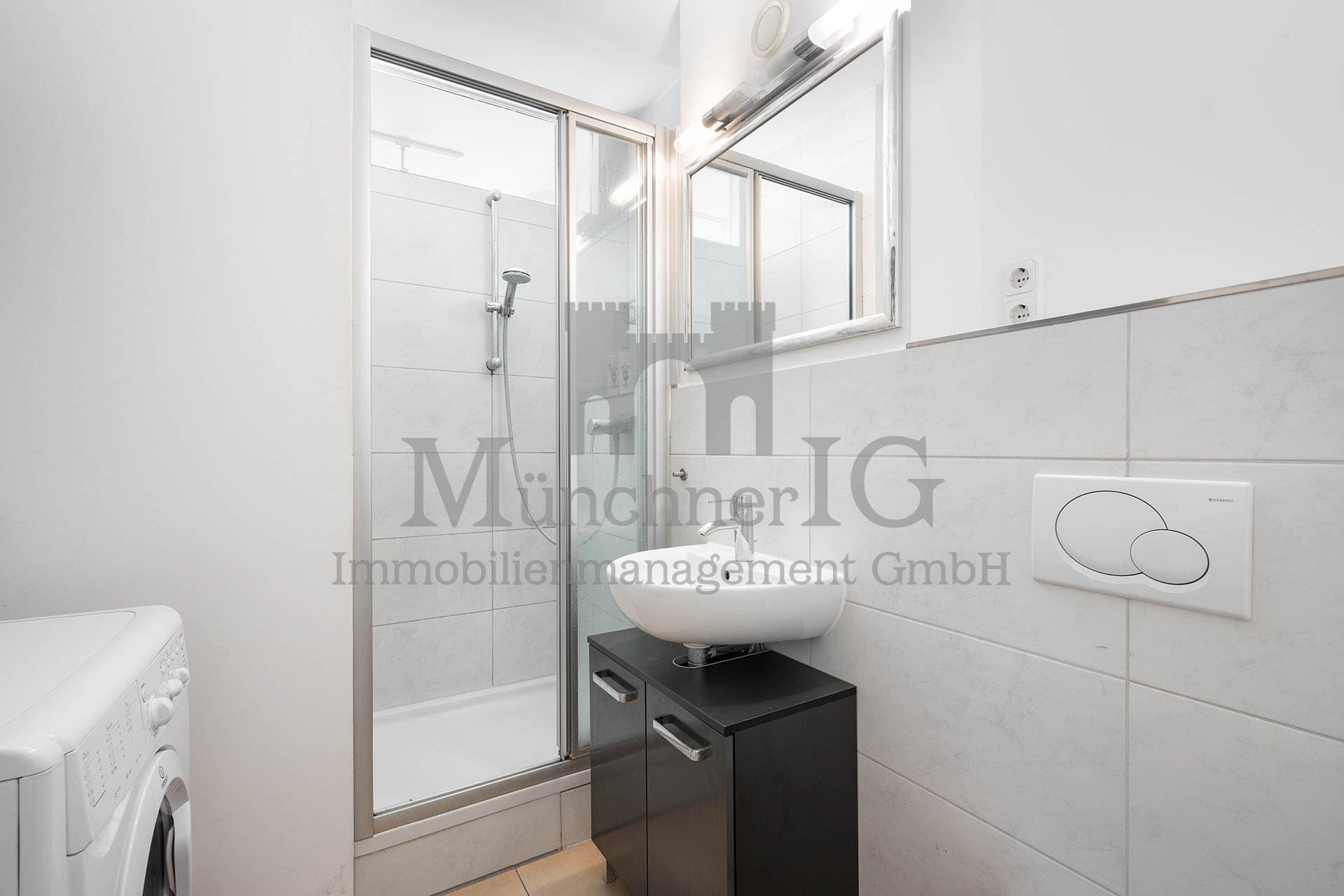 MÜNCHNER IG: ERSTBEZUG nach Modernisierung 2 Z.-Wohnung mit Südbalkon in Neuhausen-Nymphenburg!