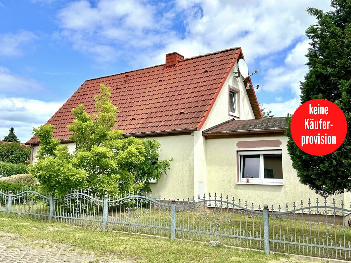 HORN IMMOBILIEN ++ RESERVIERT++Einfamilienhaus in Lebehn – Wohnen in Seenähe mit großem Grundstück