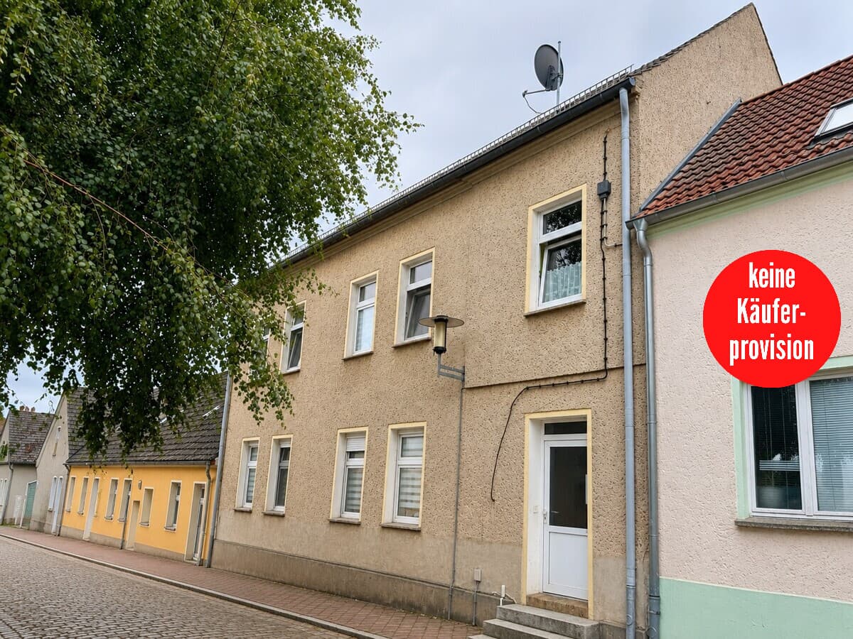 HORN IMMOBILIEN ++ Zweifamilienhaus mit Garten im Zentrum von Penkun