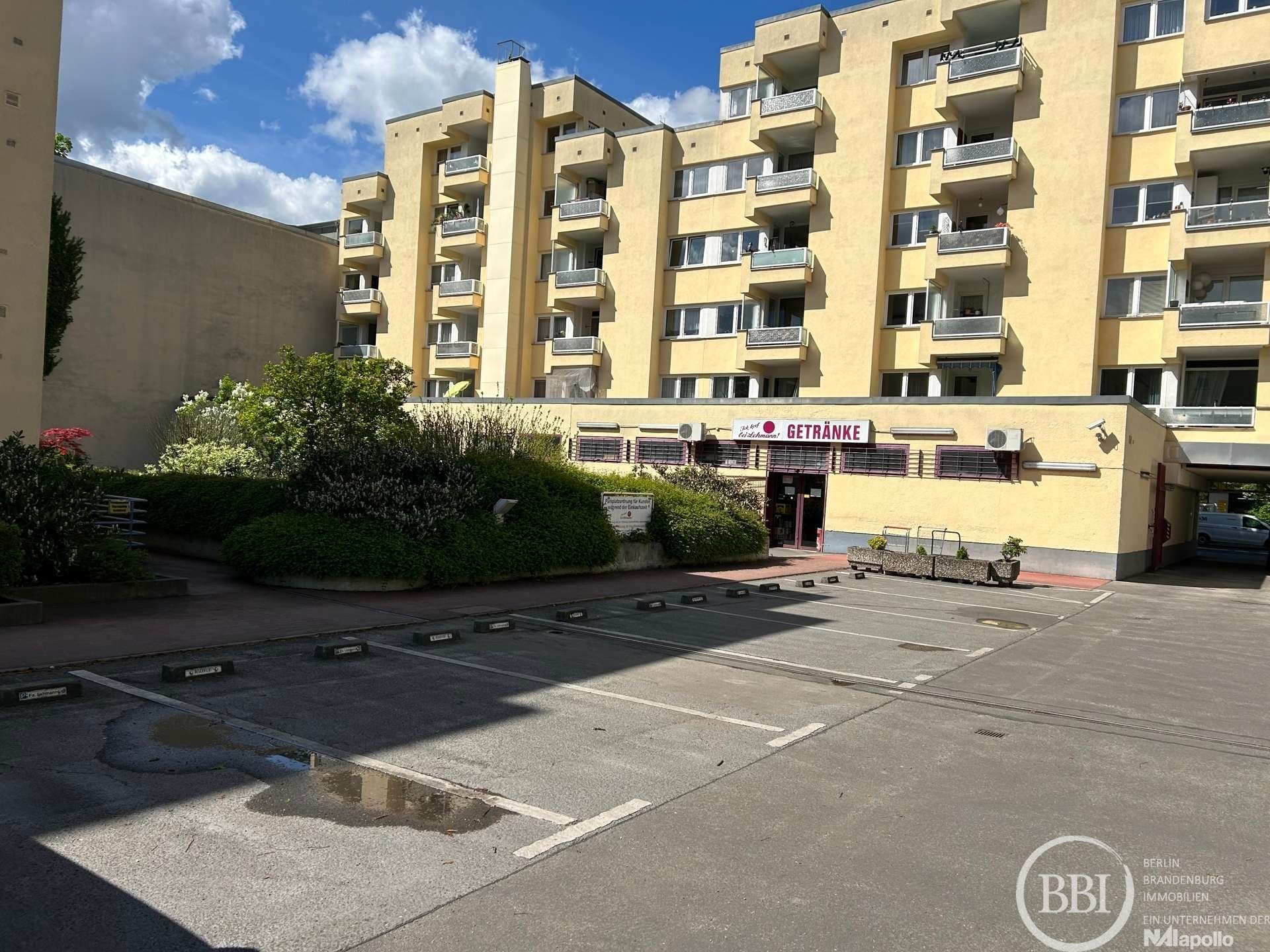 12 eigene Kundenparkplätze: Laden zur Miete, 265 m² plus 246 m² Keller, Schöneberg